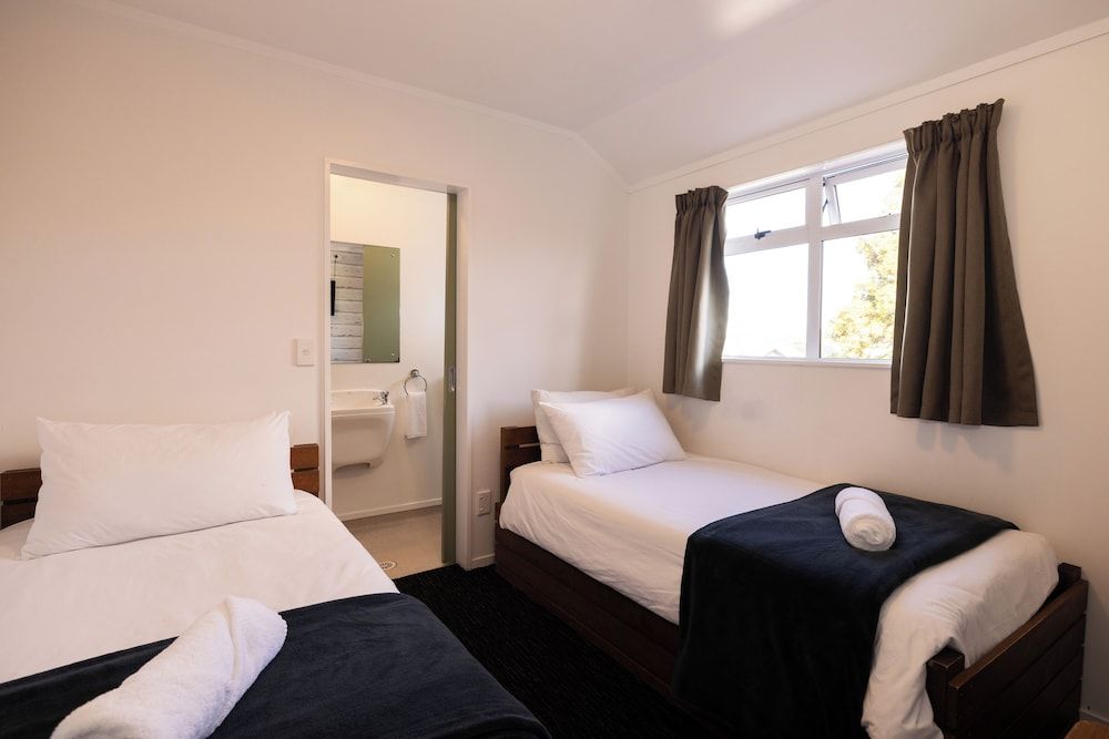 Twin Room - Ensuite