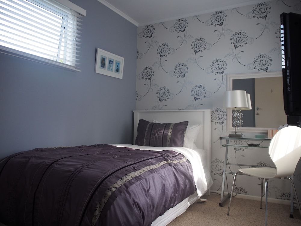 Standard Suite, 1 Bedroom, Non Smoking, Shared Bathroom