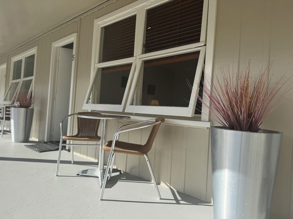 Bristol Motel Deluxe Studio, Non Smoking, Kitchenette 3