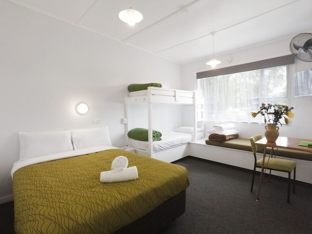 undefined Cosy Cottage Thermal Holiday Park 2