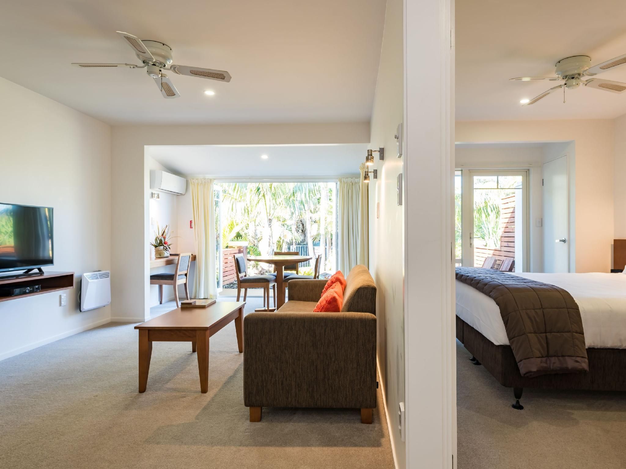 1 Bedroom Superior Apartment