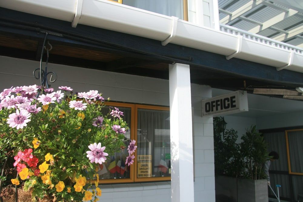 Check-in Check-out Kiosk