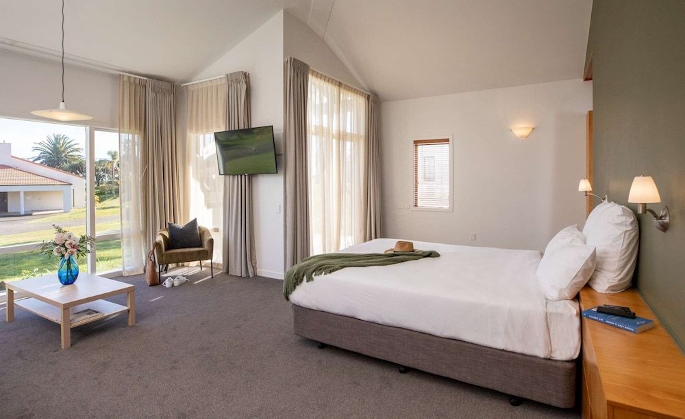 Rydges Formosa Auckland Golf Resort Superior Villa, 1 King Bed (Garden) 2