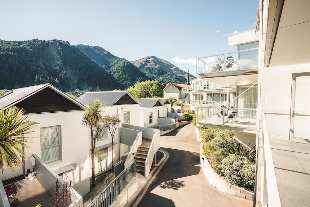 Blue Peaks Apartments Three Bedroom Apartment 16