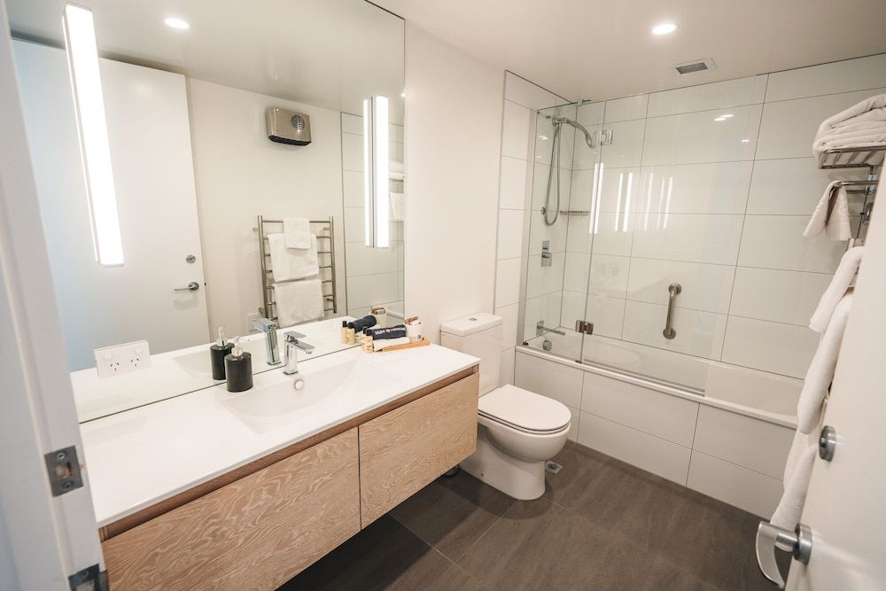 Blue Peaks Apartments Two Bedroom Apartment 14