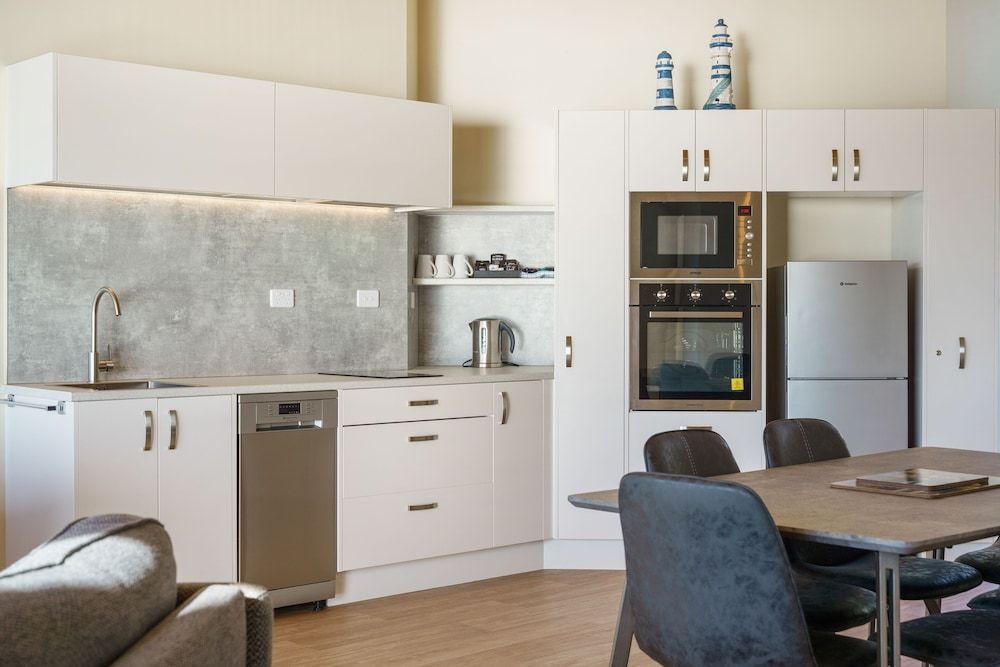 Castaways Resort Deluxe Chalet, 2 Bedrooms, Kitchenette, Ocean View (Chalet) 19