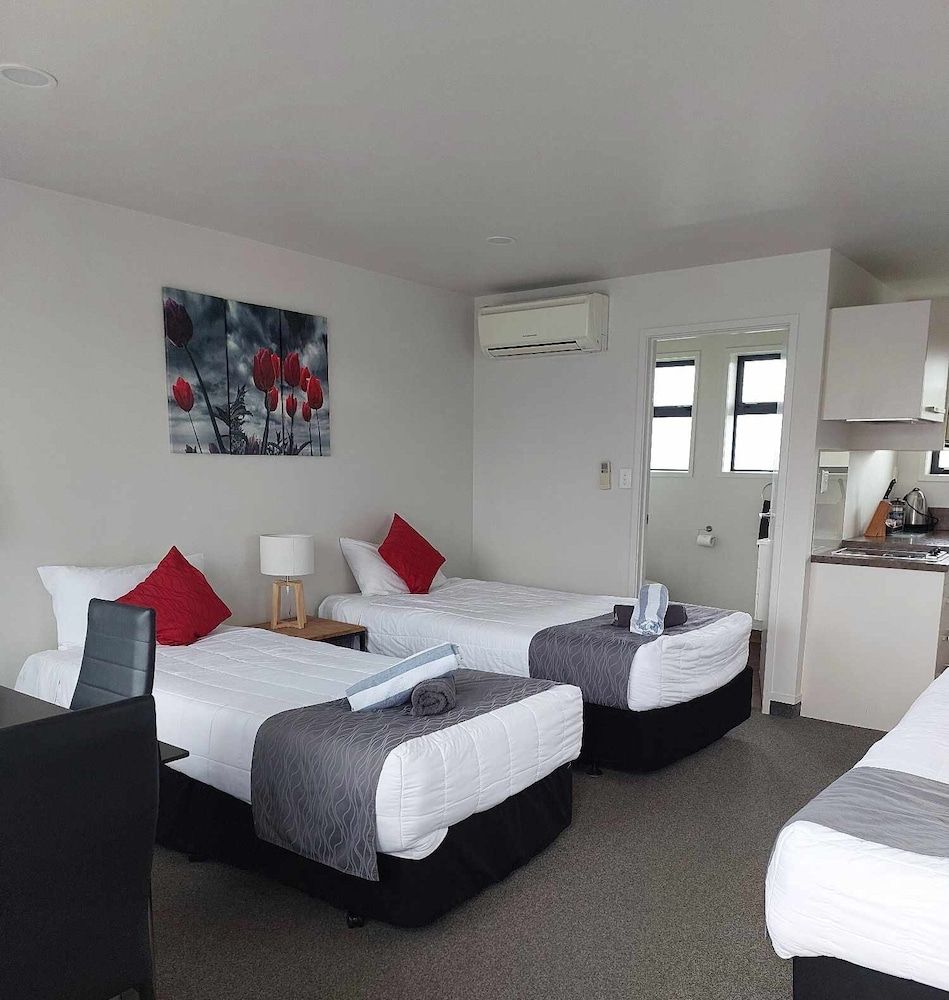 All Seasons Holiday Park Motel studio 4a 3