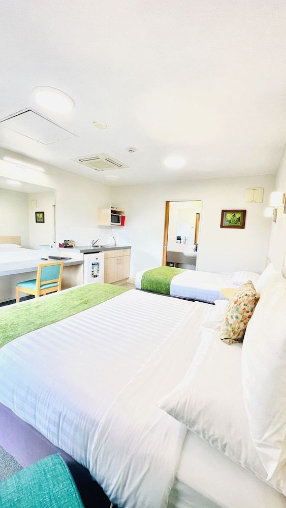 Bella Vista Motel Whangarei Executive Triple Room 2