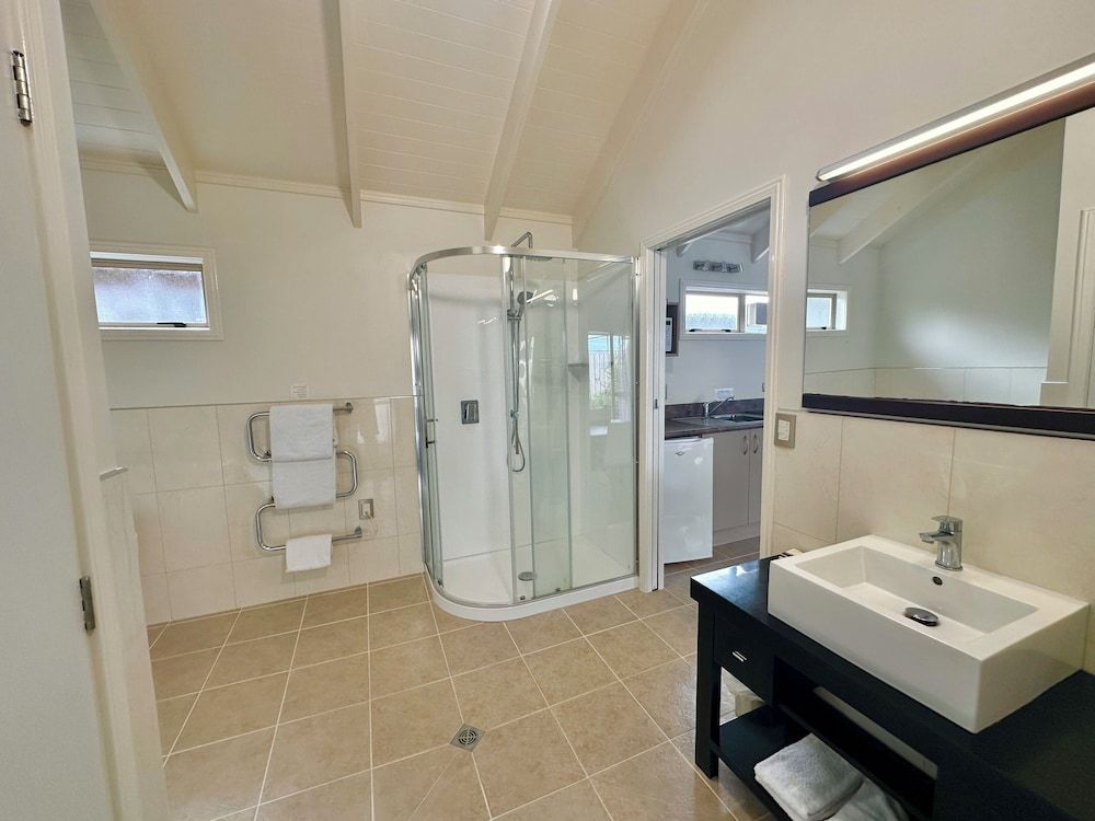 The Olive Motel Premium Suite, 1 Bedroom 7