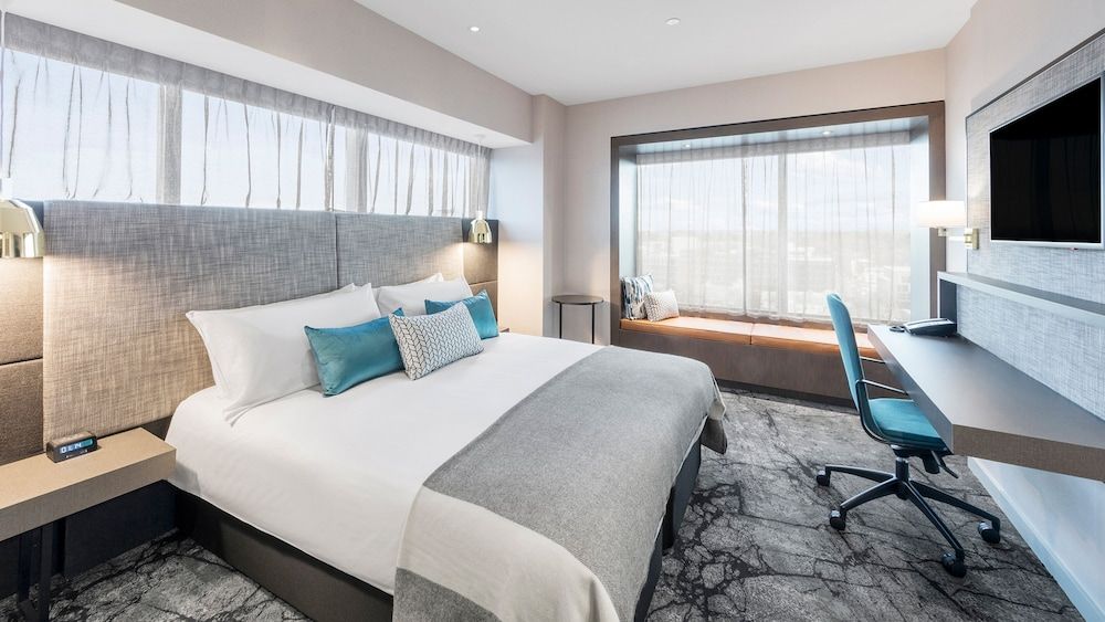 Standard Room, 1 King Bed