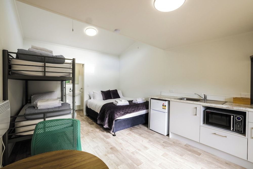 Ensuite Unit - Studio