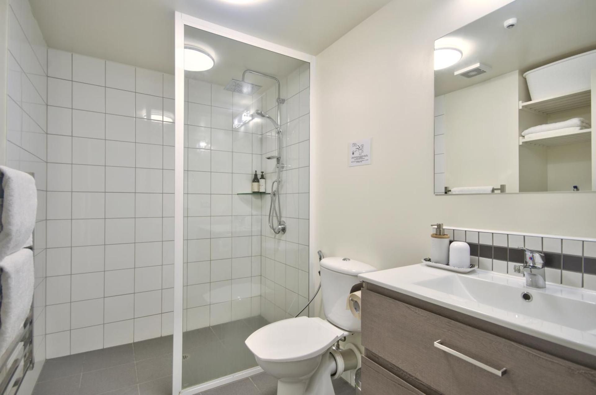 Superior 1 Bedroom