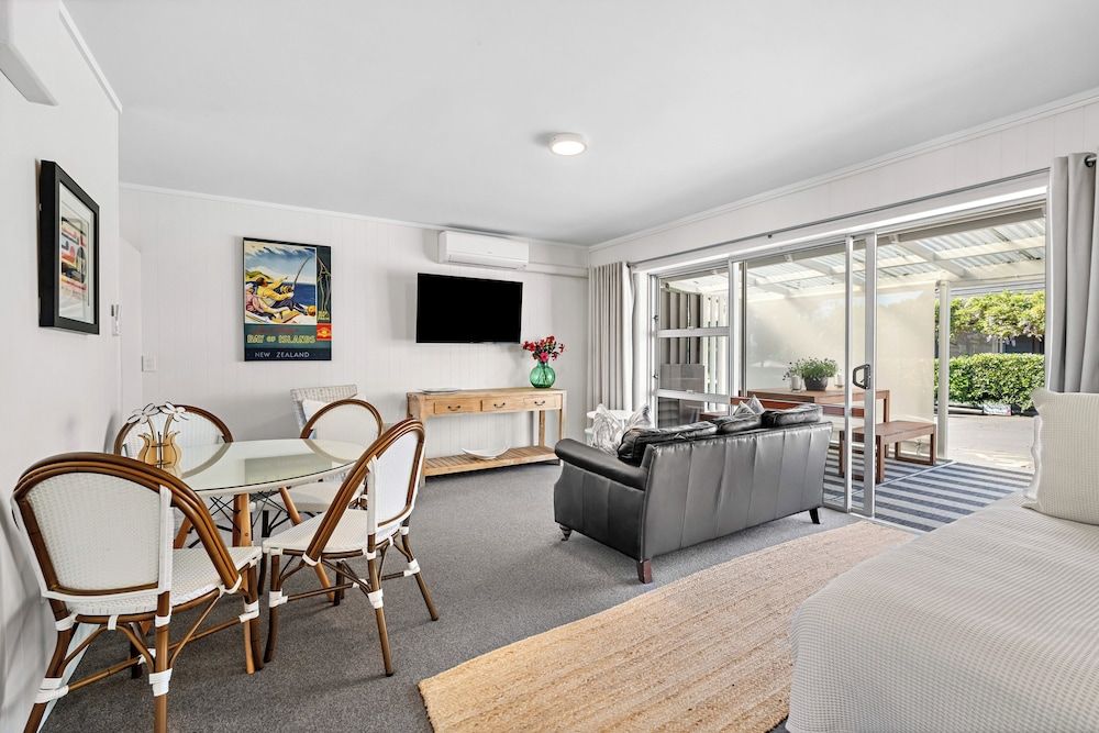 Stay Kerikeri Boutique Apartments and Studios Deluxe Apartment, 2 Bedrooms, Garden Area 2