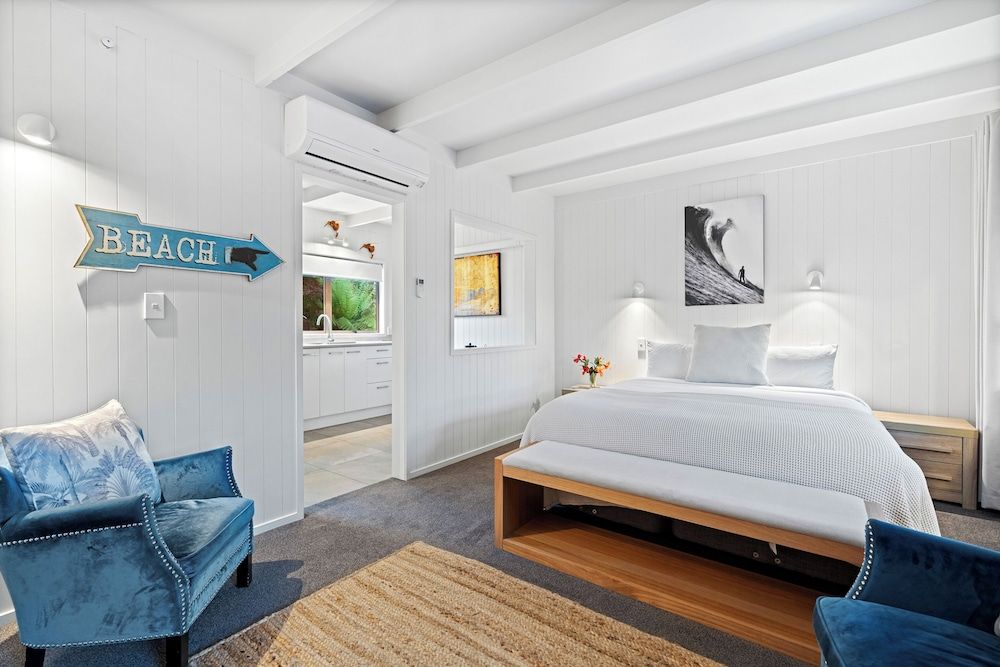 Stay Kerikeri Boutique Apartments and Studios Executive Studio Suite, 1 King Bed, Pool View 8