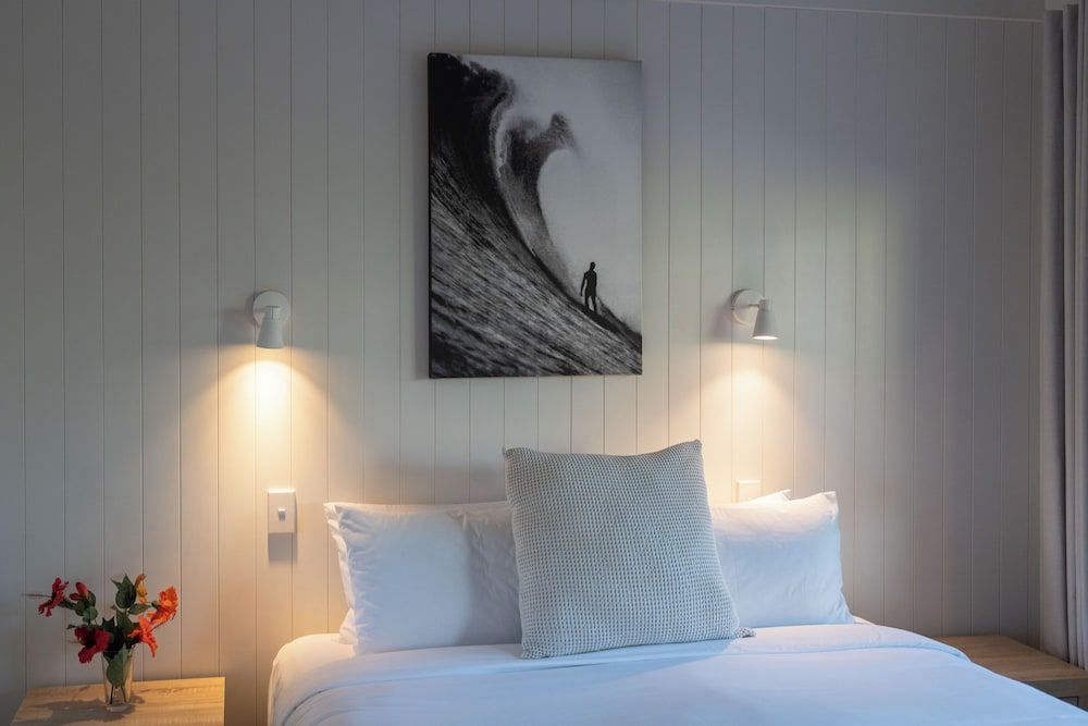 Stay Kerikeri Boutique Apartments and Studios Executive Studio Suite, 1 King Bed, Pool View 7