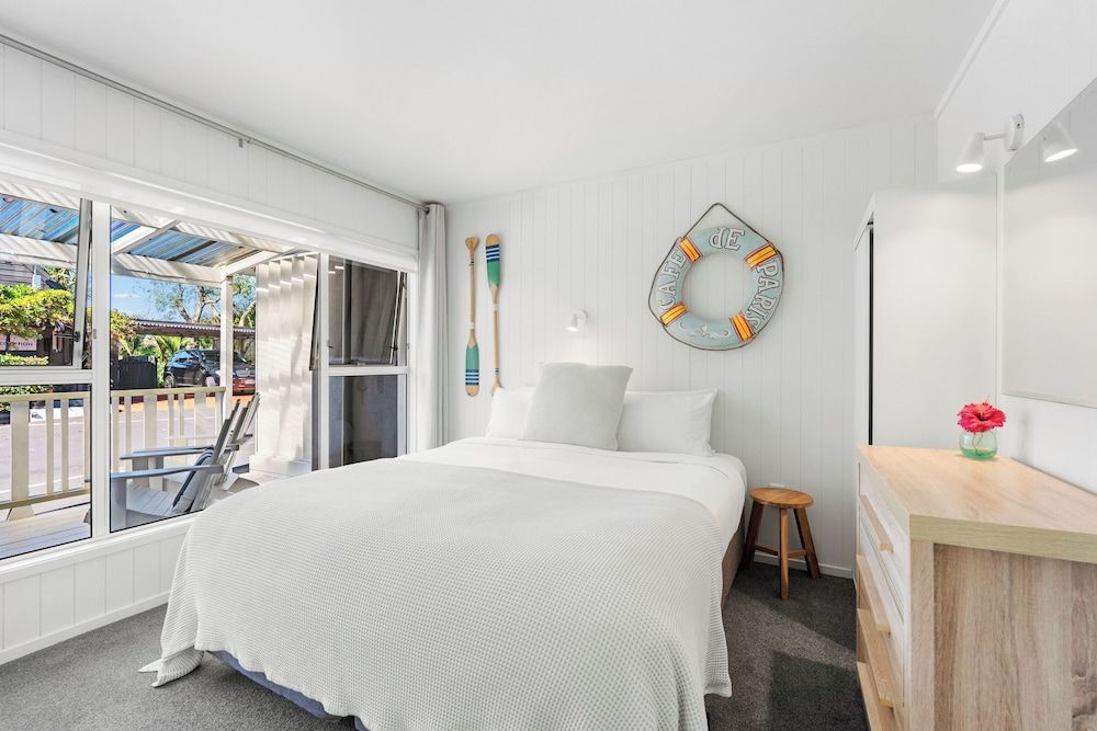 Stay Kerikeri Boutique Apartments and Studios Deluxe Apartment, 2 Bedrooms, Garden Area 8