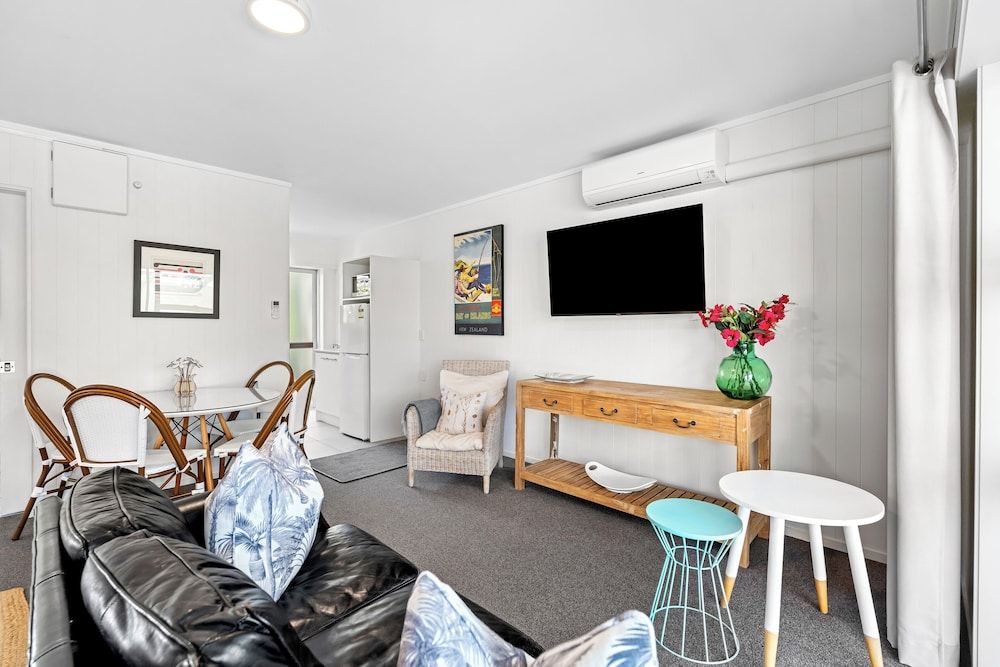 Stay Kerikeri Boutique Apartments and Studios Deluxe Apartment, 2 Bedrooms, Garden Area 37