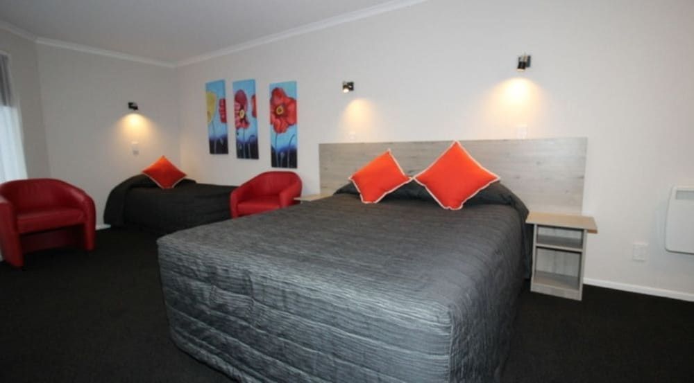 Executive Suite Twin