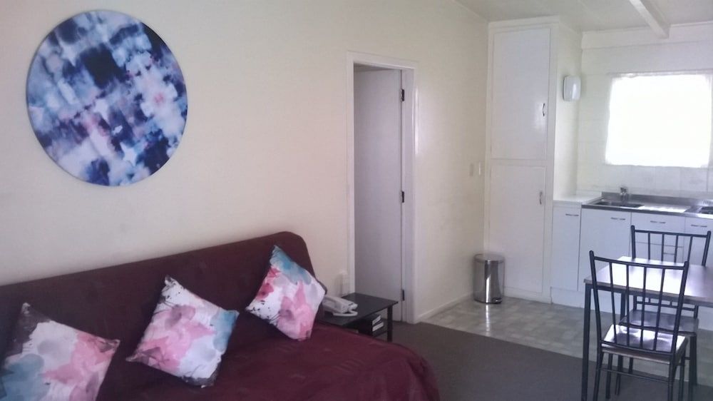 Family Room, Non Smoking, Kitchenette (1 Bedroom Family Unit - B)
