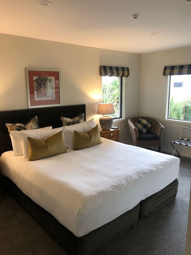 Superior Apartment, Hot Tub, Courtyard Area
