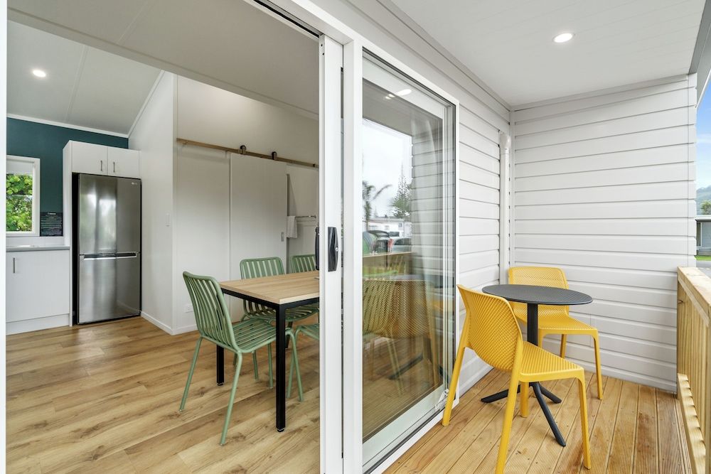 Tasman Holiday Parks – Beachaven Premium Villa 4