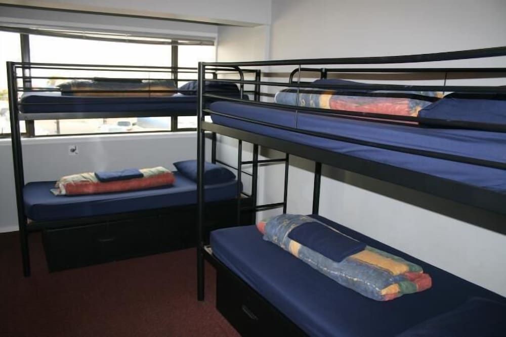 Basic Shared Dormitory, Shared Bathroom (4 bed standard dorm)