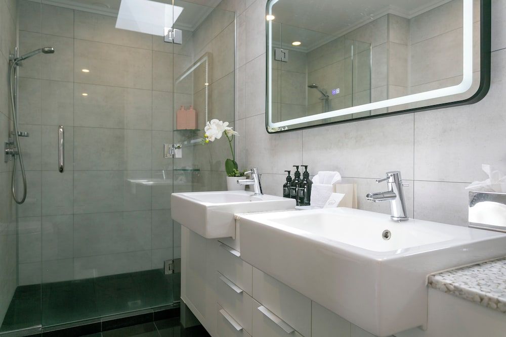 Sacred Waters Penthouse, 4 Bedrooms, Lake View 14