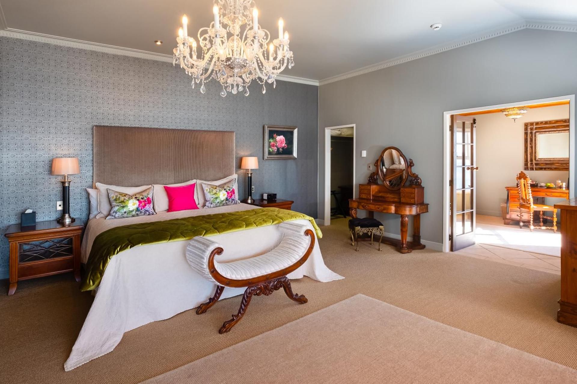 undefined On The Point - Lake Rotorua 2