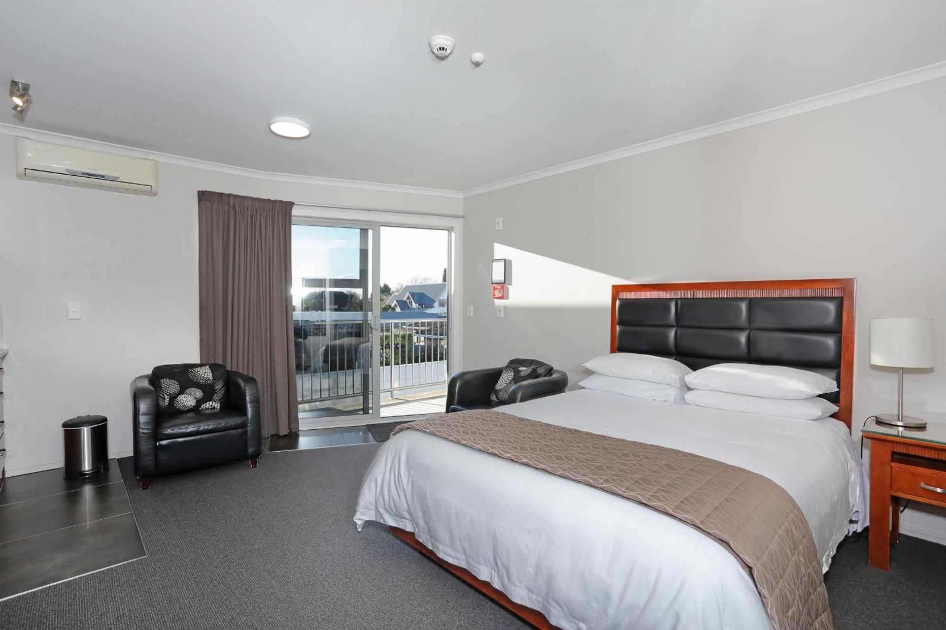 Family One-Bedroom Apartment