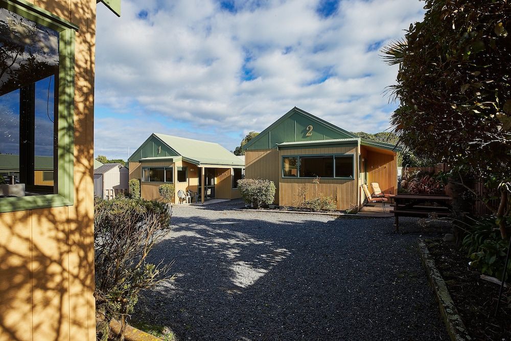 undefined Bay Cottages 6
