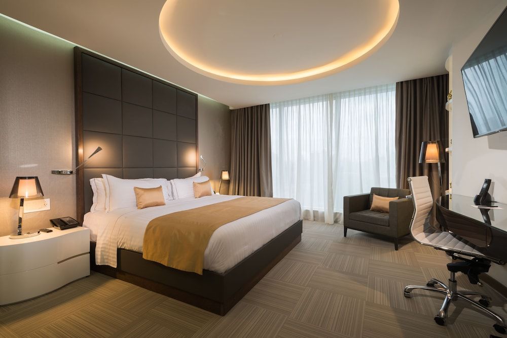 Las Americas Golden Tower Panama