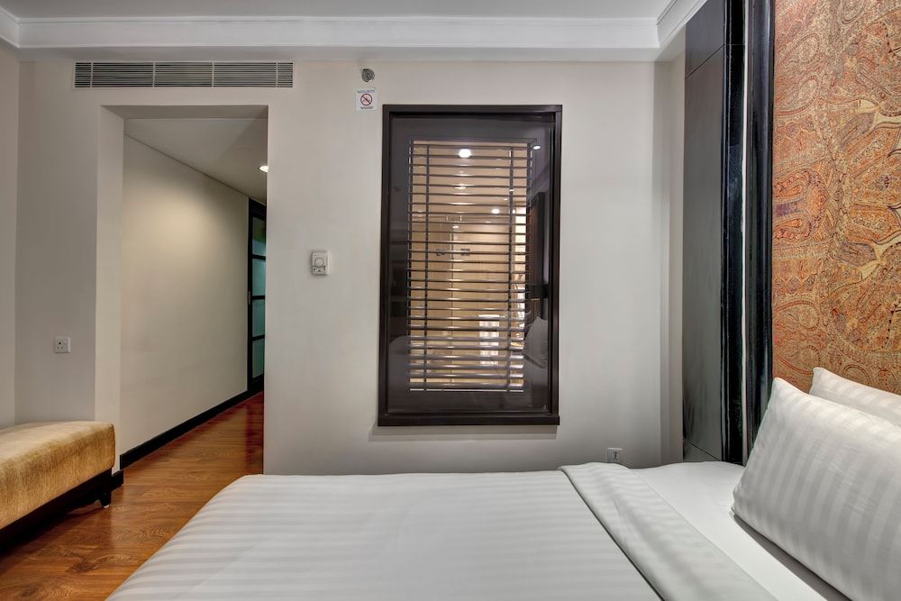 Pearl Continental Hotel Muzaffarabad Deluxe Double Room