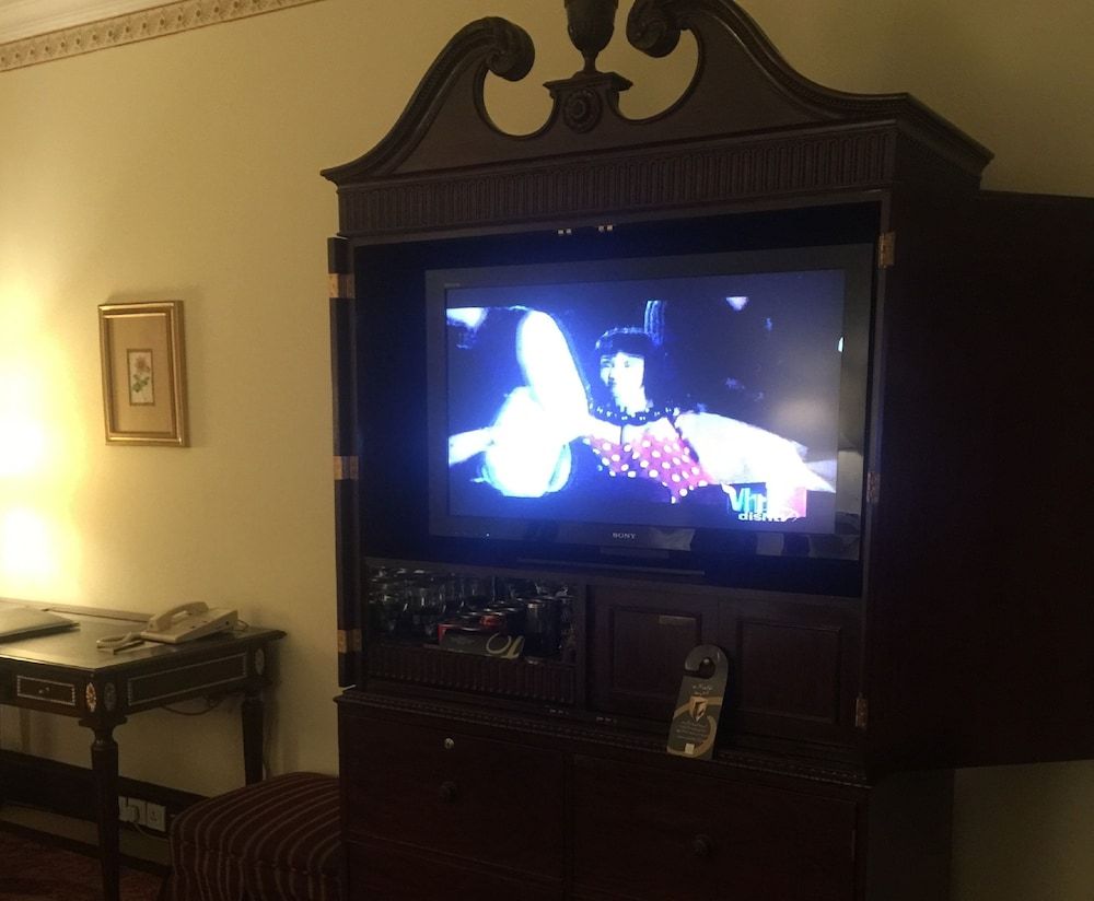 Pearl Continental Lahore Executive Double Room, Club Lounge Access 7