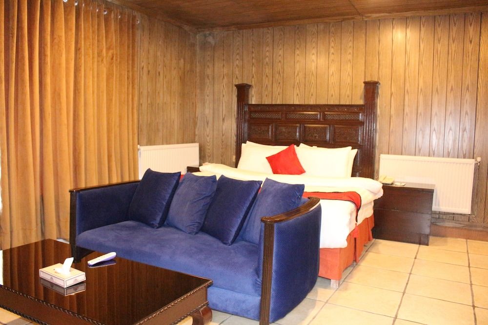 Shangrila Resort Hotel Murree Deluxe Room 3