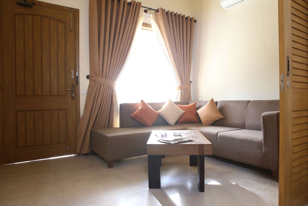 Dreamworld Resort, Hotel & Golf Course Superior Suite, 1 King Bed, Garden View, Garden Area 6