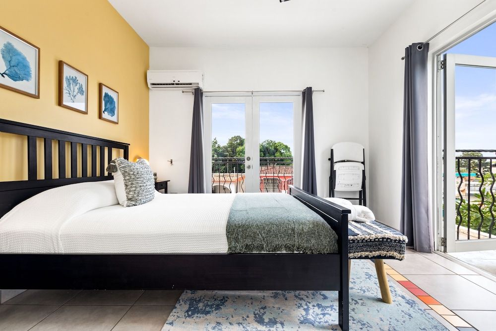 RINCON PLAZA HOTEL Standard Single Room, Balcony, Park View 4