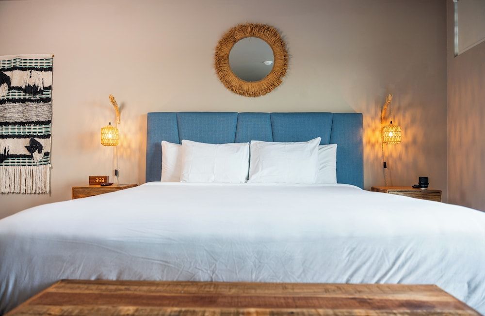 Parguera Plaza Hotel - Adults Only Deluxe Room, 1 King Bed, Garden View 20