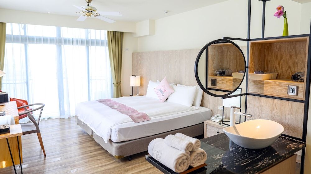 Standard Double Room, Ocean View (King OR Double beds)