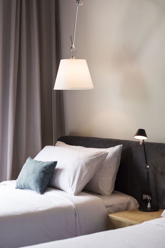 Five Hotel & Residences Standard Twin 2