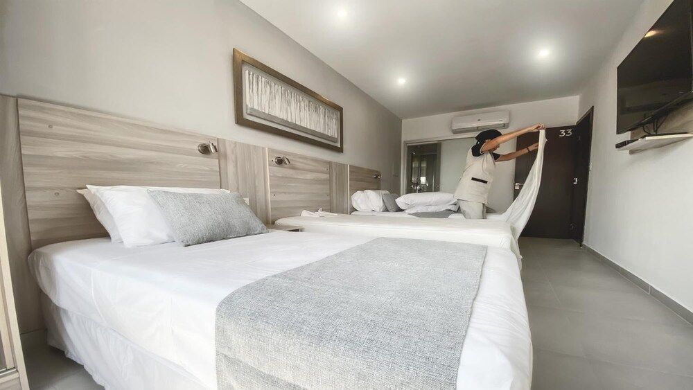 Danieri Asunción Hotel Habitacion triple 5