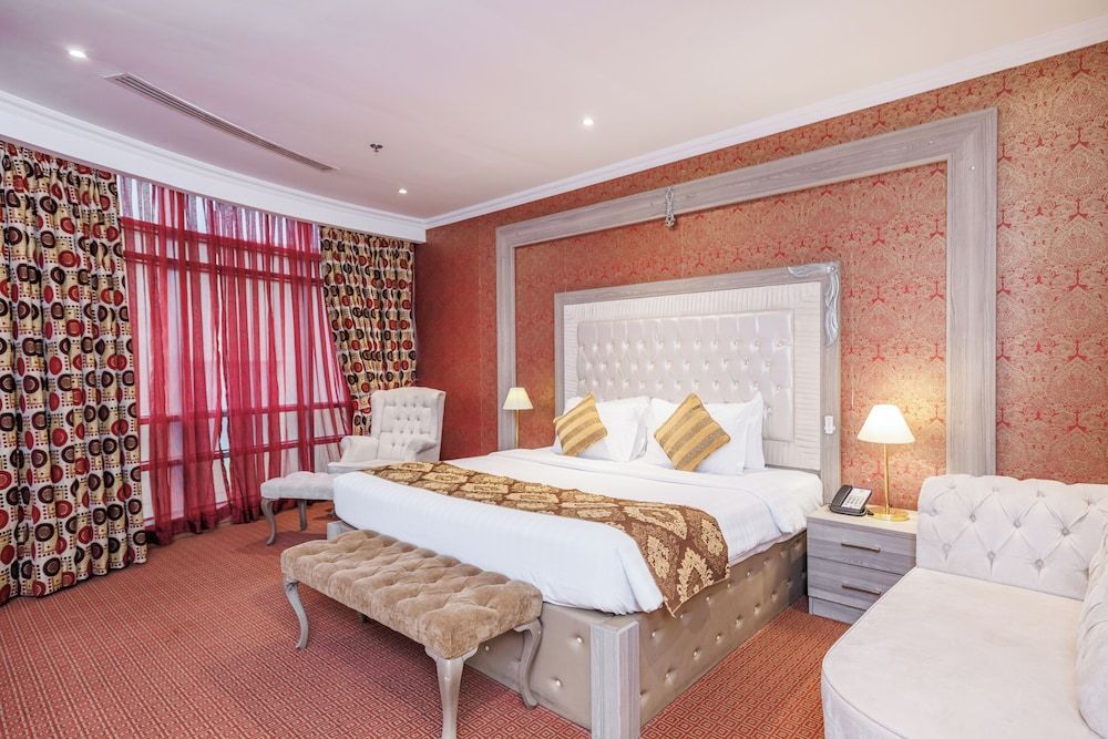 undefined Sapphire Plaza Hotel 8