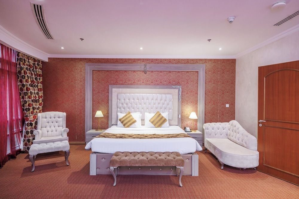 undefined Sapphire Plaza Hotel 9