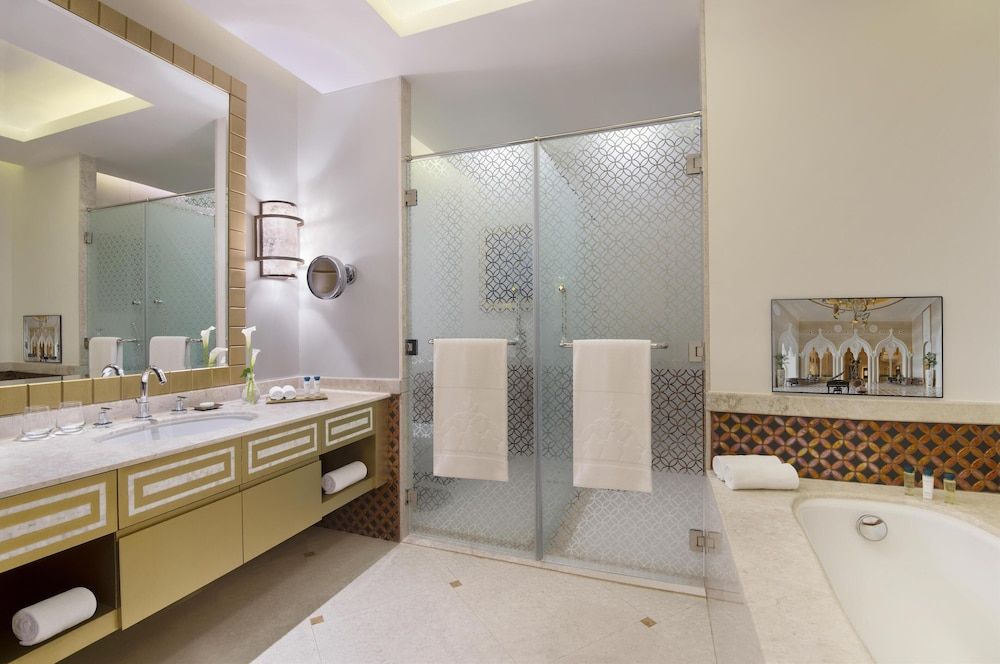 Marsa Malaz Kempinski, The Pearl - Doha Deluxe Twin Room 6