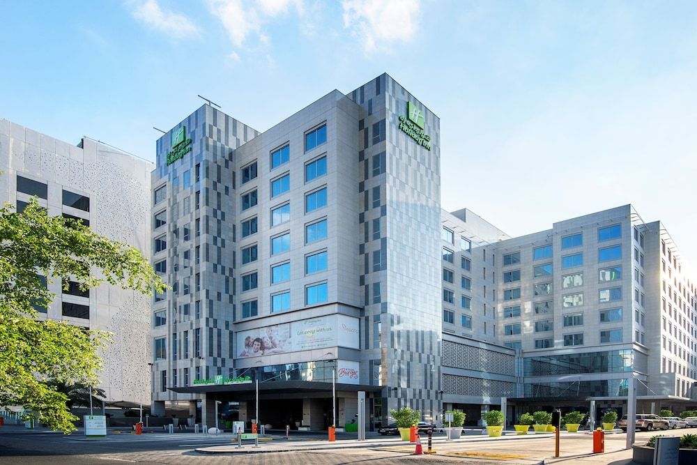 undefined Holiday Inn Doha - The Business Park by IHG 5
