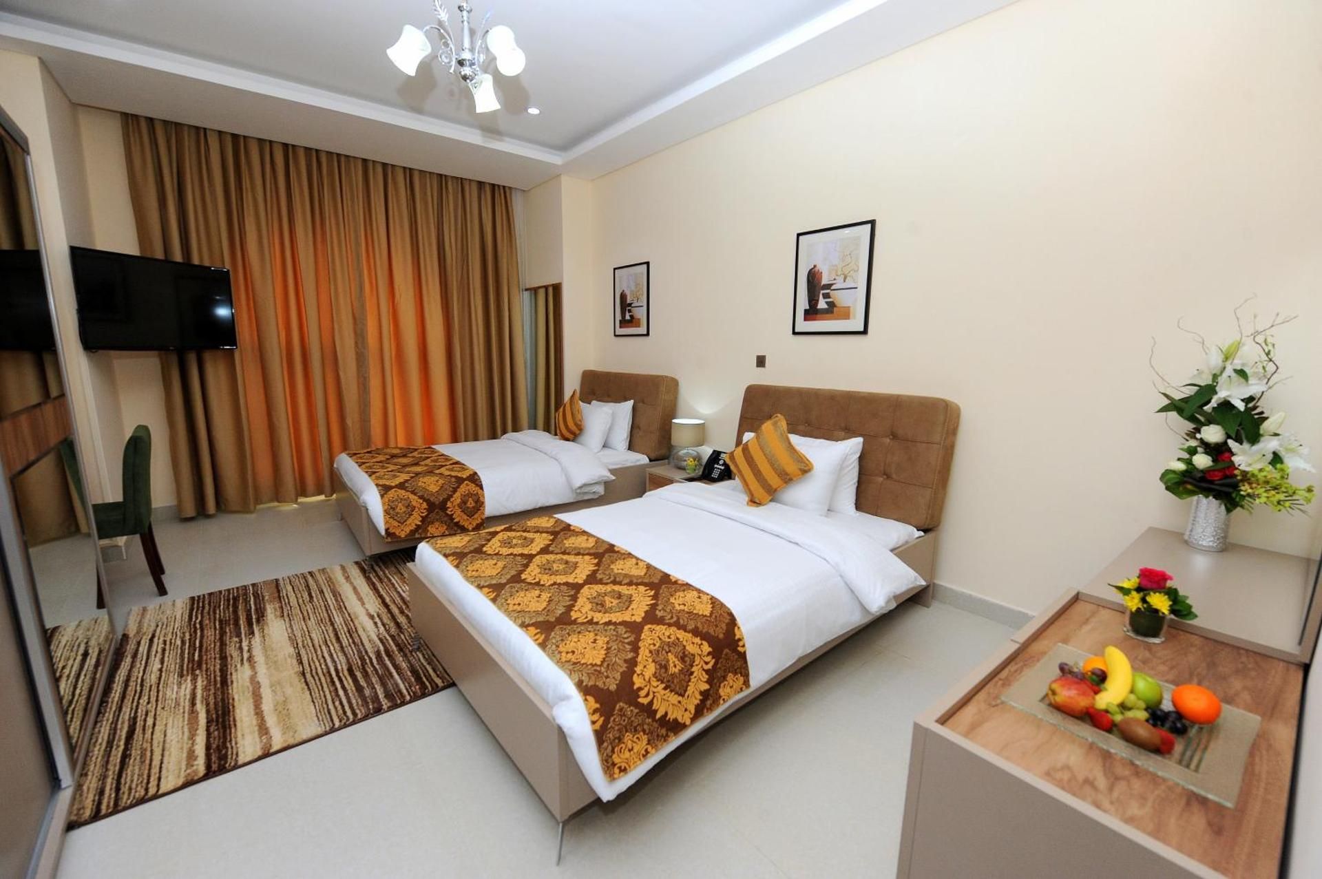 Deluxe 2-Bedroom Apartment