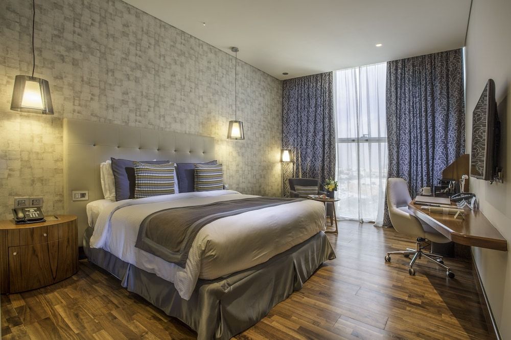 The Avenue Hotel Deluxe Double Room, 1 Bedroom 2