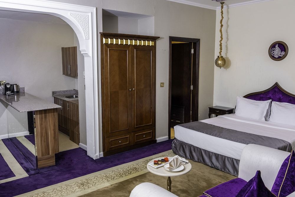 Saraya Corniche Hotel Superior Double or Twin Room 2