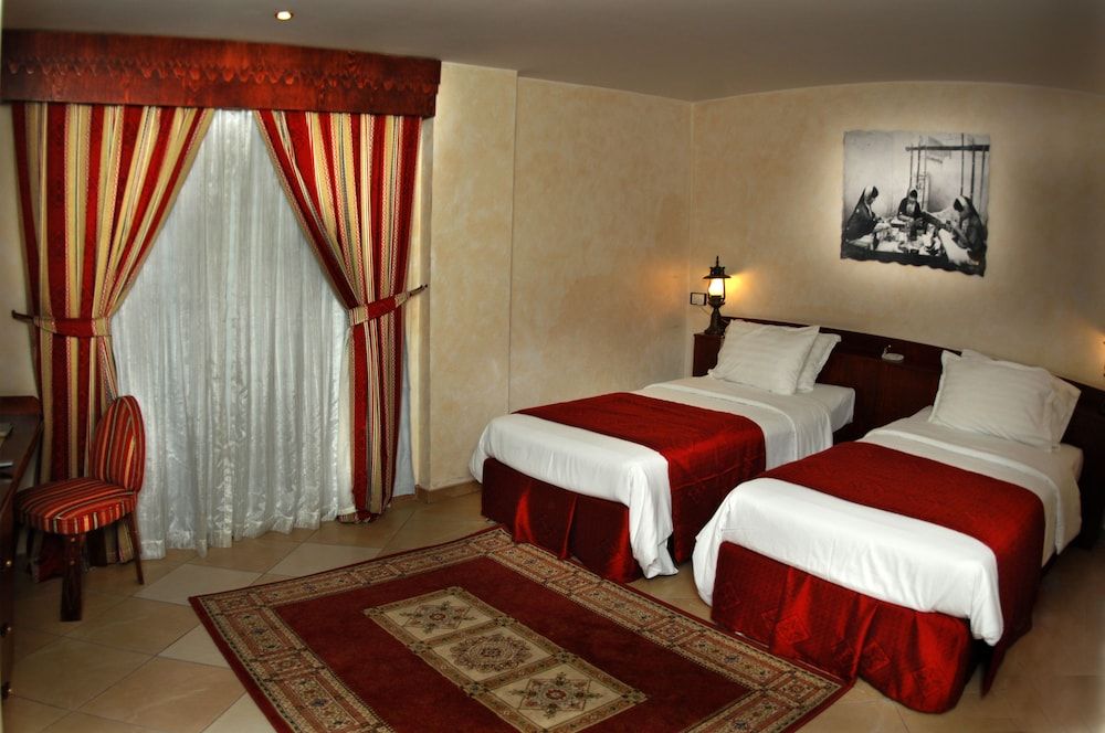 undefined Al Liwan Suites 2