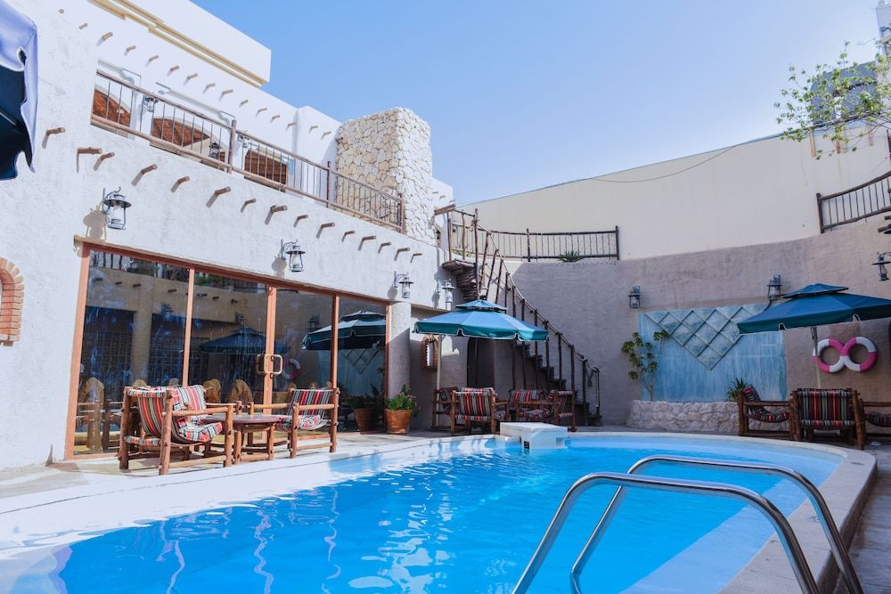 undefined Al Liwan Suites 10