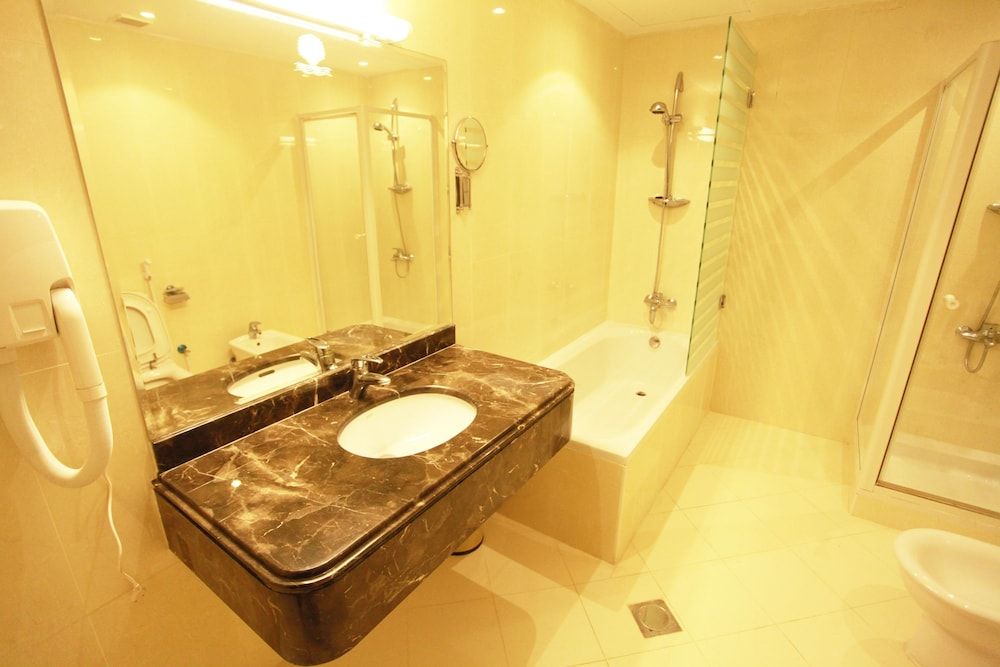 undefined Golden Ocean Hotel 7